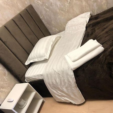 Hotel Lion อัลมาตี ภายนอก รูปภาพ