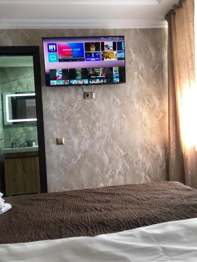Hotel Lion อัลมาตี ภายนอก รูปภาพ
