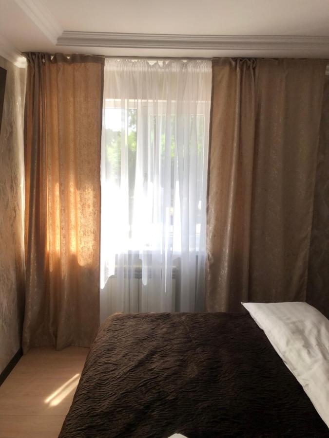 Hotel Lion อัลมาตี ภายนอก รูปภาพ